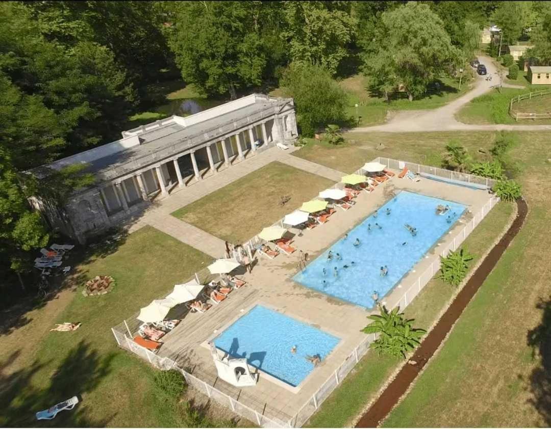Camping - Piscine - Ccbaieb Montjoie-en-Couserans Экстерьер фото